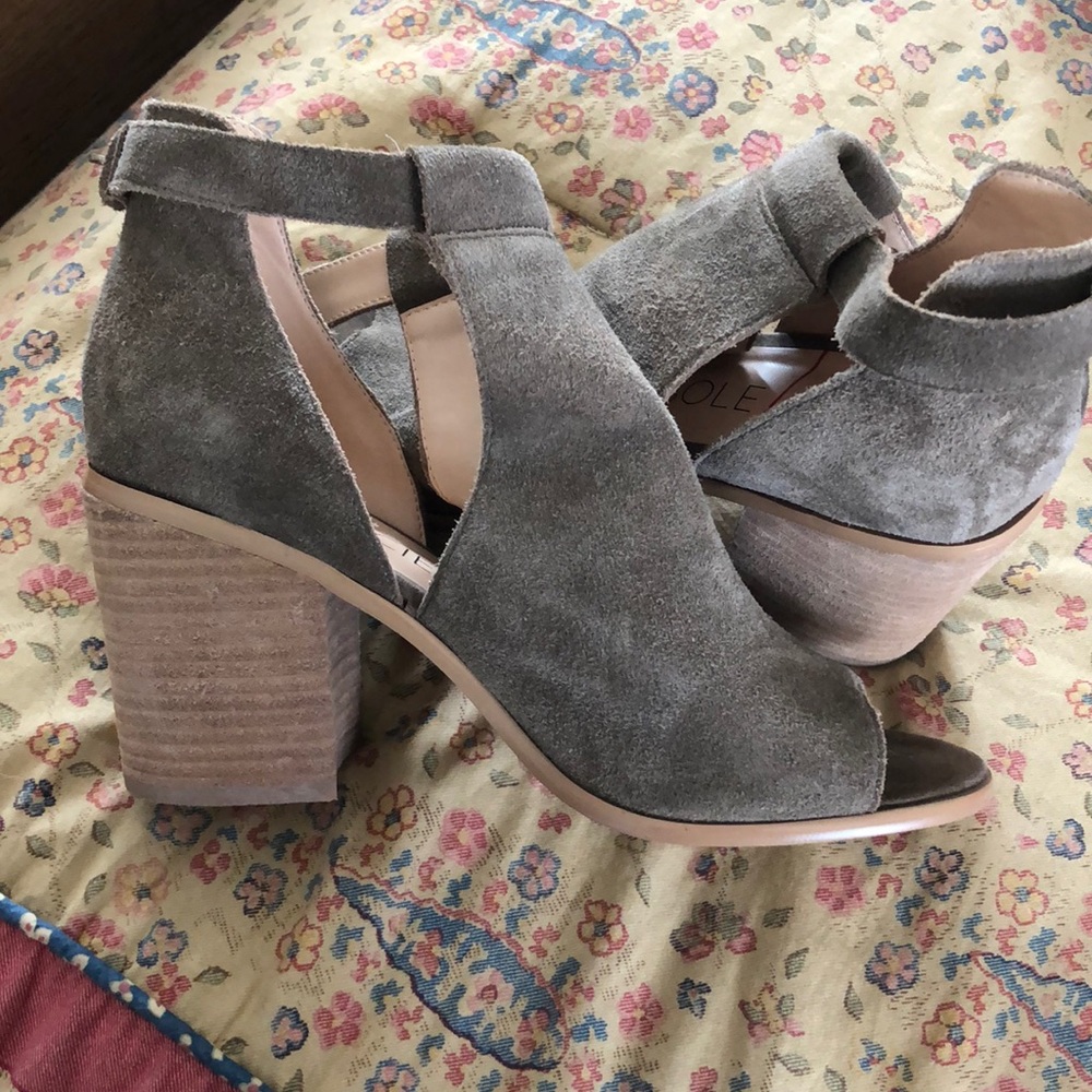 Sole Society taupe block heel bootie